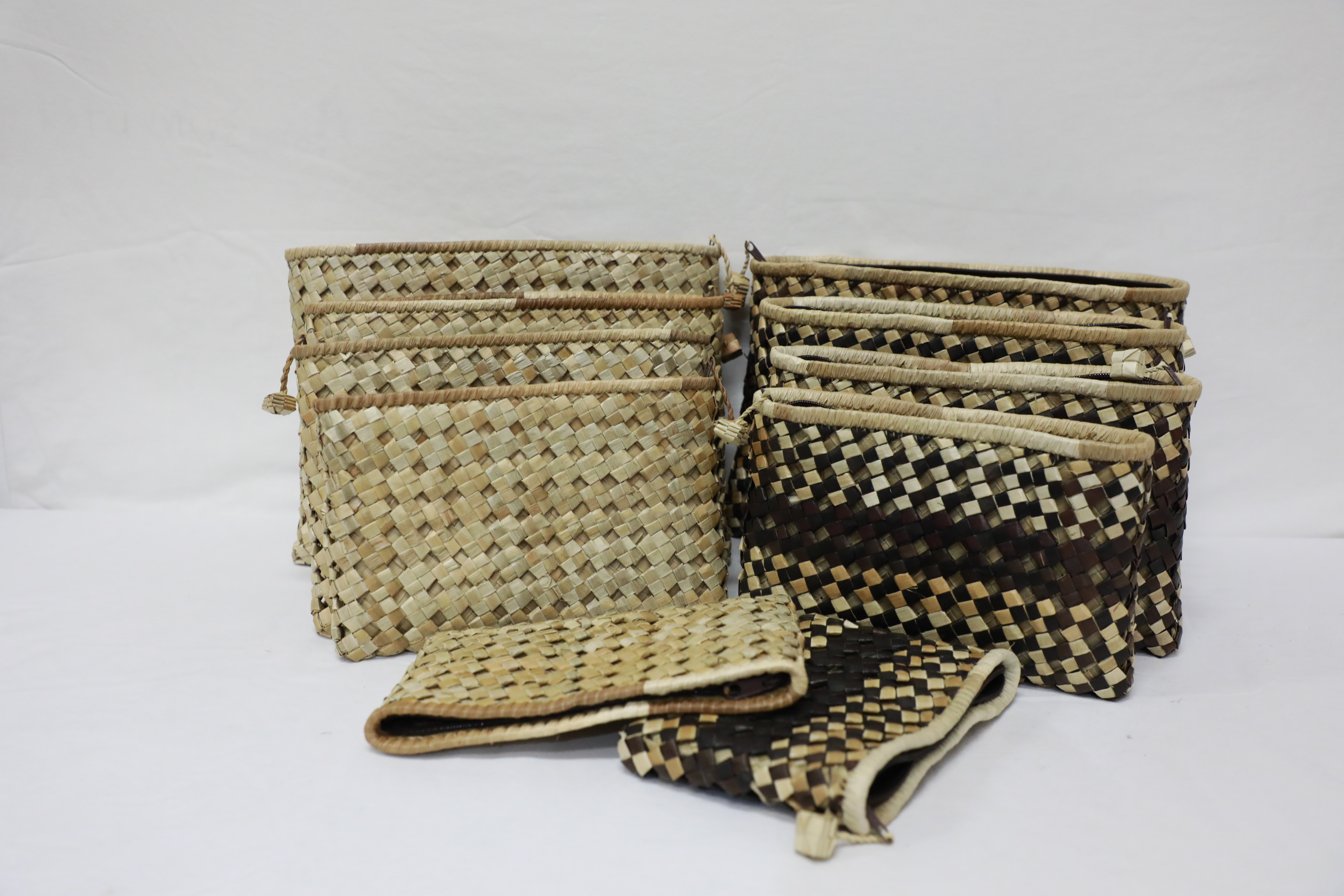 Lauhala S/5 Clutches(XL 13x9x2/Lrg.12x8x2/Med.11x7x2/Sml.10x6x2/XS 9x6x2)